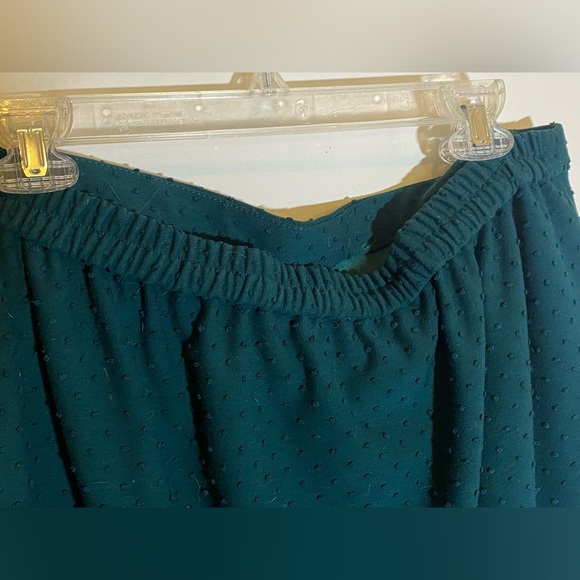 Dark green, elastic waist skirt. Mid Thigh XL - Picture 2 of 5